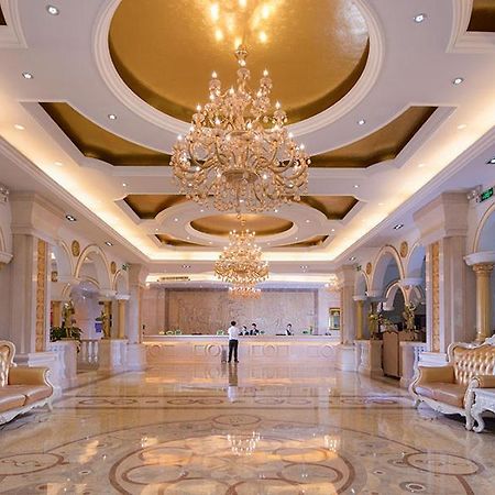 Vienna Hotel Guangzhou Airport 2 Bagian luar foto