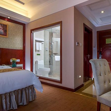 Vienna Hotel Guangzhou Airport 2 Bagian luar foto